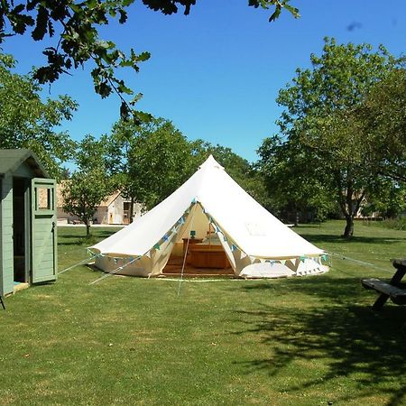Camping La Foret De Tesse Dış mekan fotoğraf